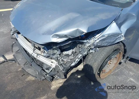 2020 Toyota Corolla Le из США, поврежденный, VIN JTDEPRAEXLJ069695